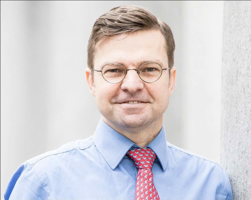 GS. TS Wayne Visser